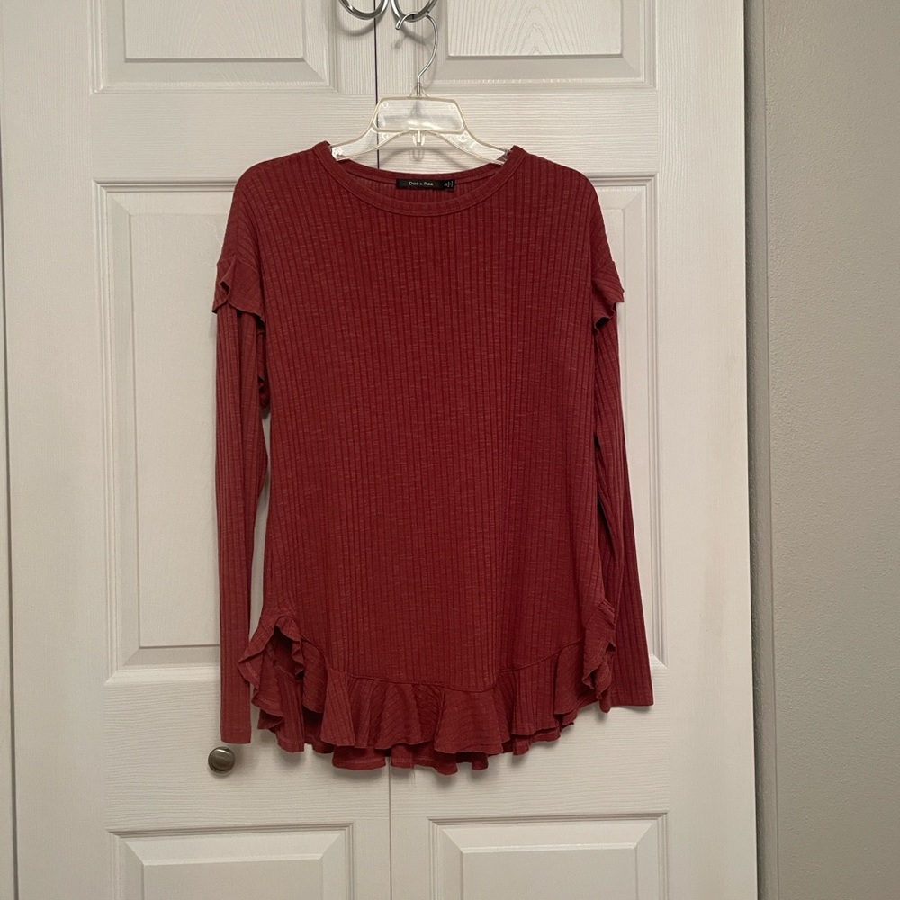 Doe & Rae Small Pullover Ribbed and Ruffled Fall Color Top Excellent Condition - Picture 10 of 11